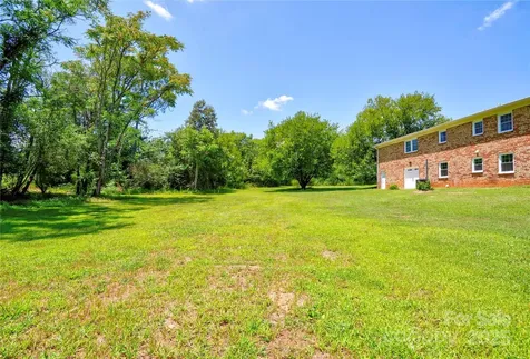231 London Road Lawndale NC 28090