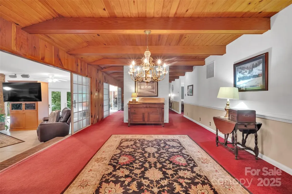 514 Wood Street Troy NC 27371
