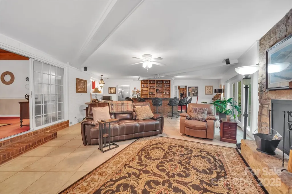 514 Wood Street Troy NC 27371