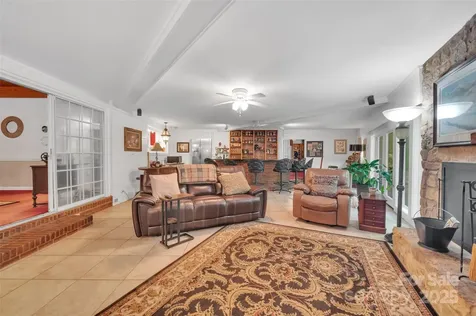 514 Wood Street Troy NC 27371