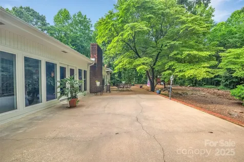 514 Wood Street Troy NC 27371