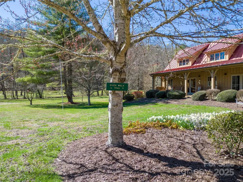 132 Overlook Park Drive Hendersonville NC 28792