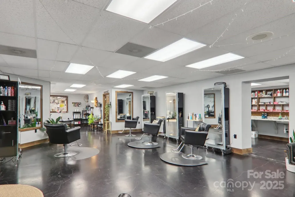 287 N Caldwell Street Brevard NC 28712