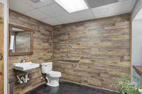 287 N Caldwell Street Brevard NC 28712