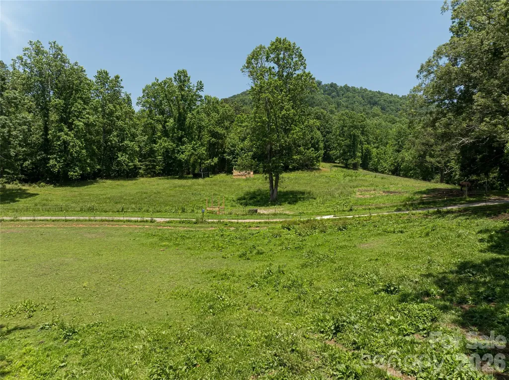 173 Avery Creek Road Arden NC 28704