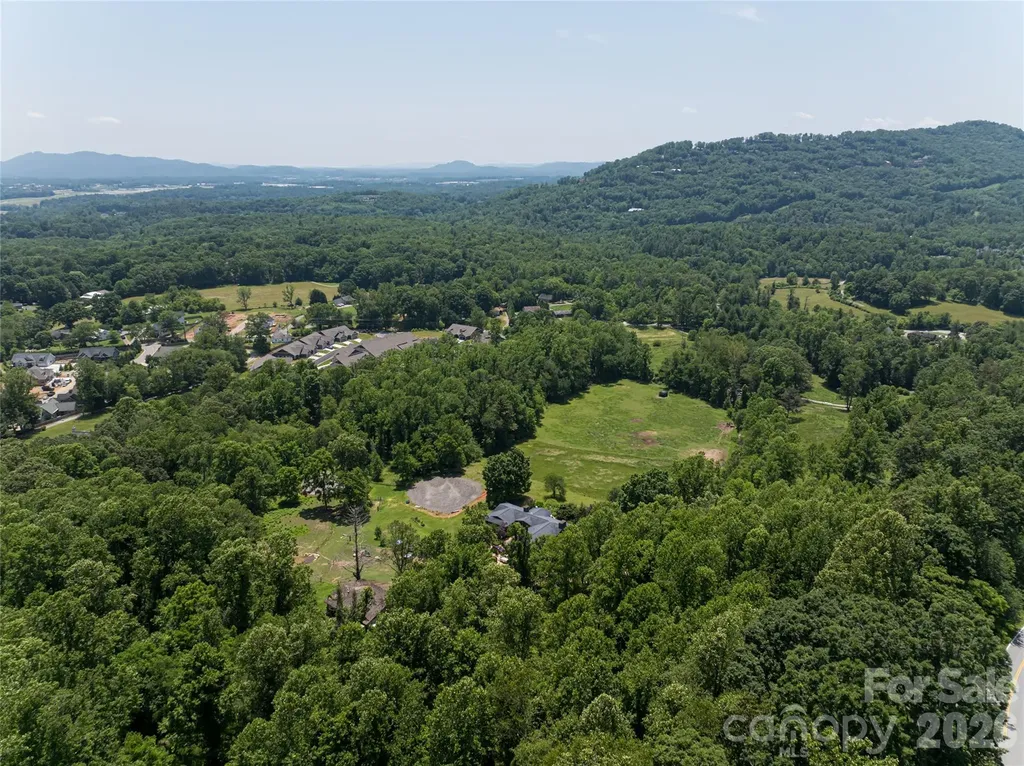 173 Avery Creek Road Arden NC 28704