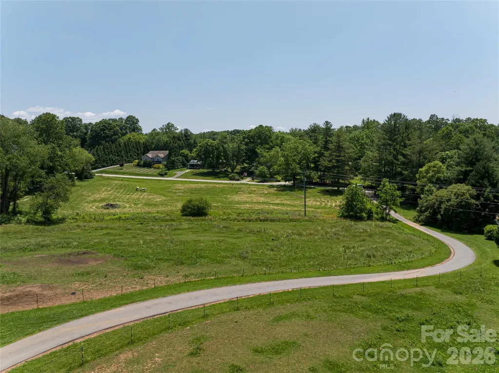 173 Avery Creek Road Arden NC 28704