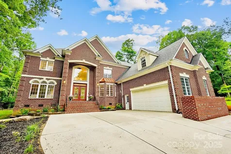 3324 Greenhurst Drive Weddington NC 28104