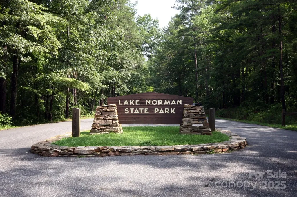 296 Hicks Creek Road Troutman NC 28166