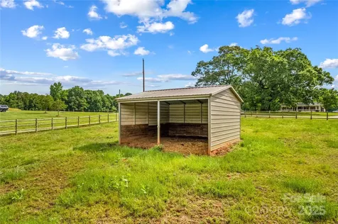 296 Hicks Creek Road Troutman NC 28166