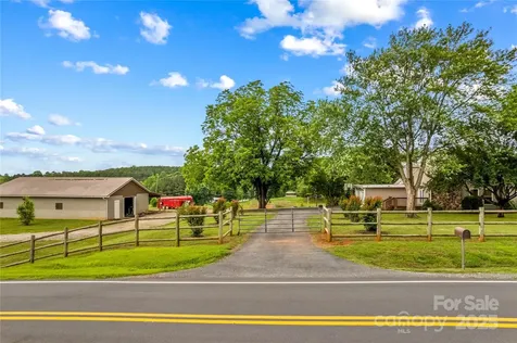 296 Hicks Creek Road Troutman NC 28166