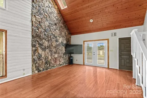 296 Hicks Creek Road Troutman NC 28166