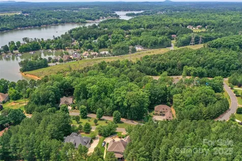 5128 Watermead Lane Belmont NC 28012