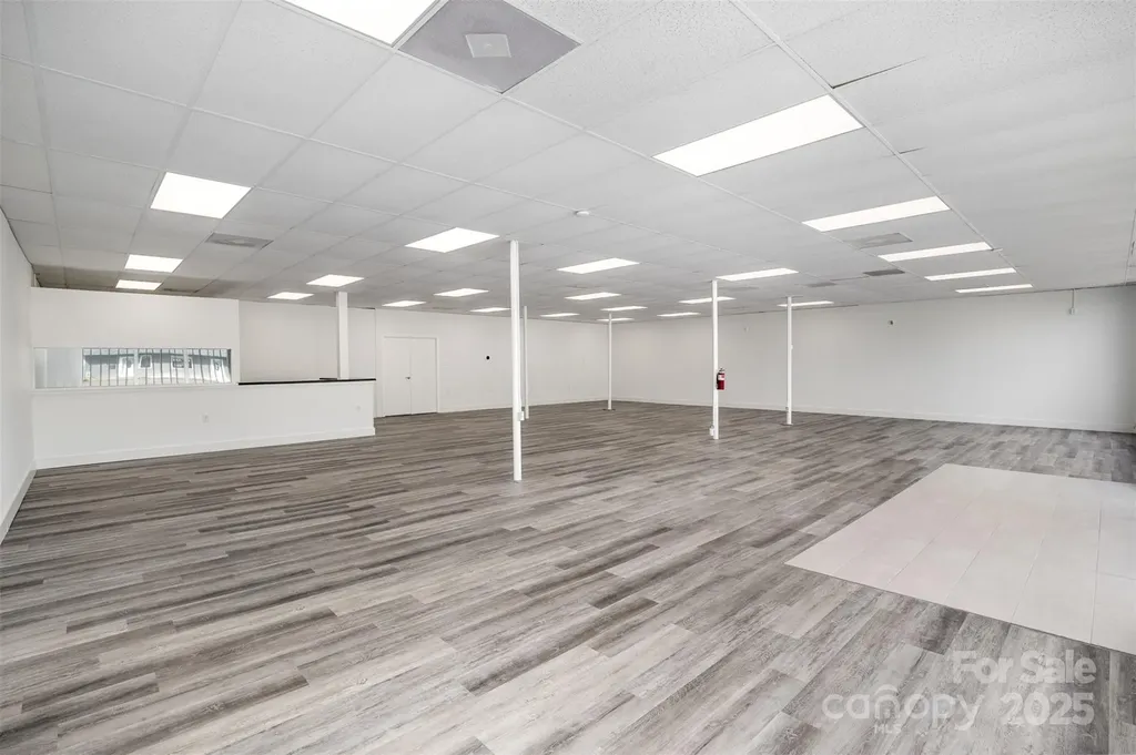 1911 E Ozark Avenue Gastonia NC 28054