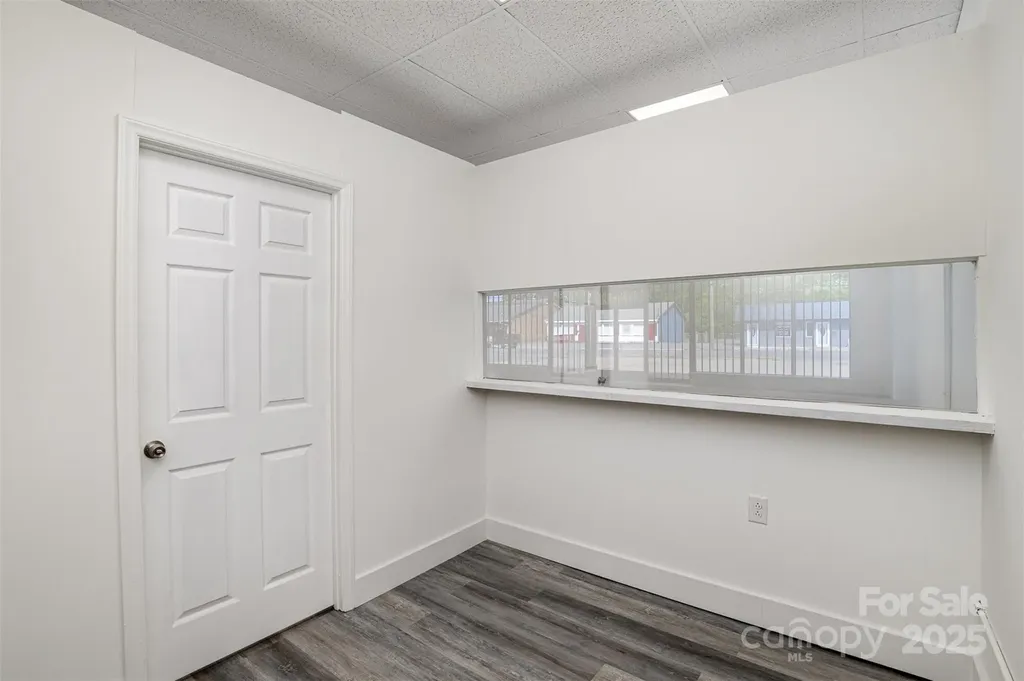 1911 E Ozark Avenue Gastonia NC 28054