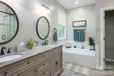 55 Highland Drive Black Mountain NC 28711