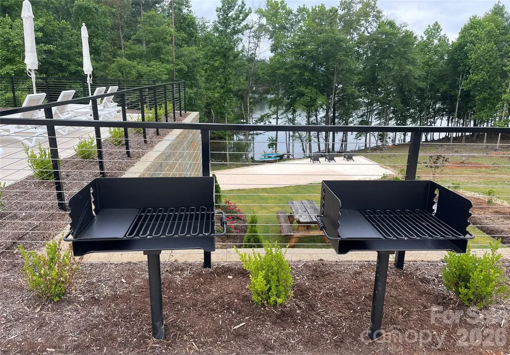 2143 Castle Peak Mountain Connelly Springs NC 28612