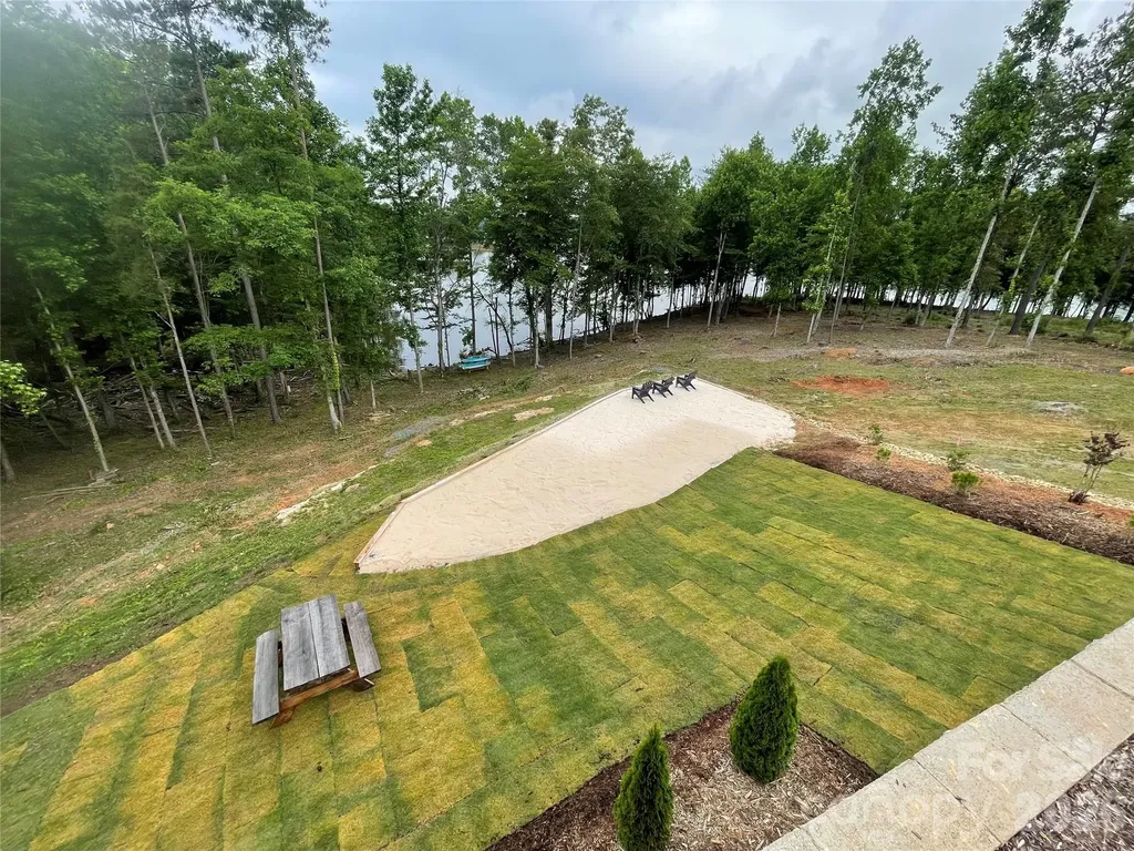 2143 Castle Peak Mountain Connelly Springs NC 28612