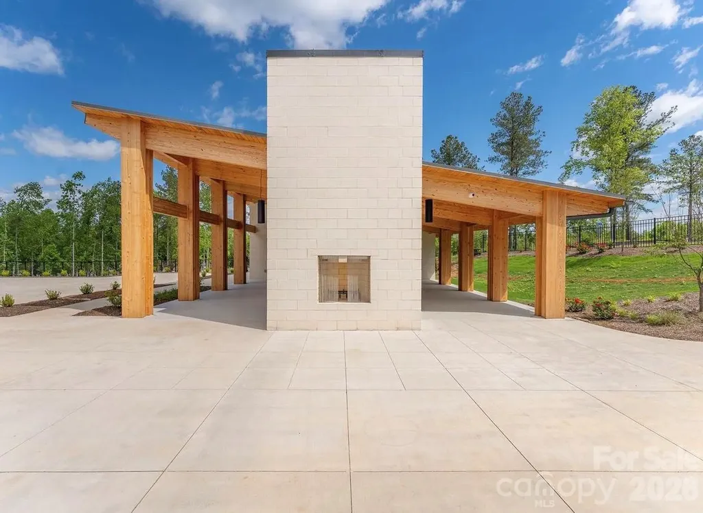2143 Castle Peak Mountain Connelly Springs NC 28612