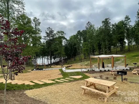 2143 Castle Peak Mountain Connelly Springs NC 28612