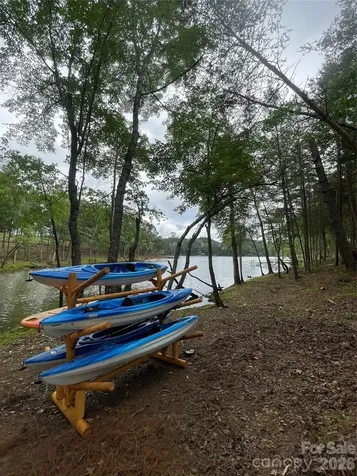 2143 Castle Peak Mountain Connelly Springs NC 28612