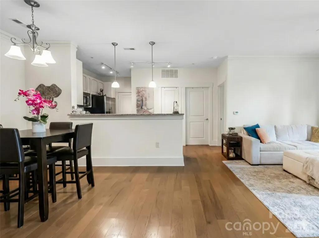 5 Farleigh Street Asheville NC 28803