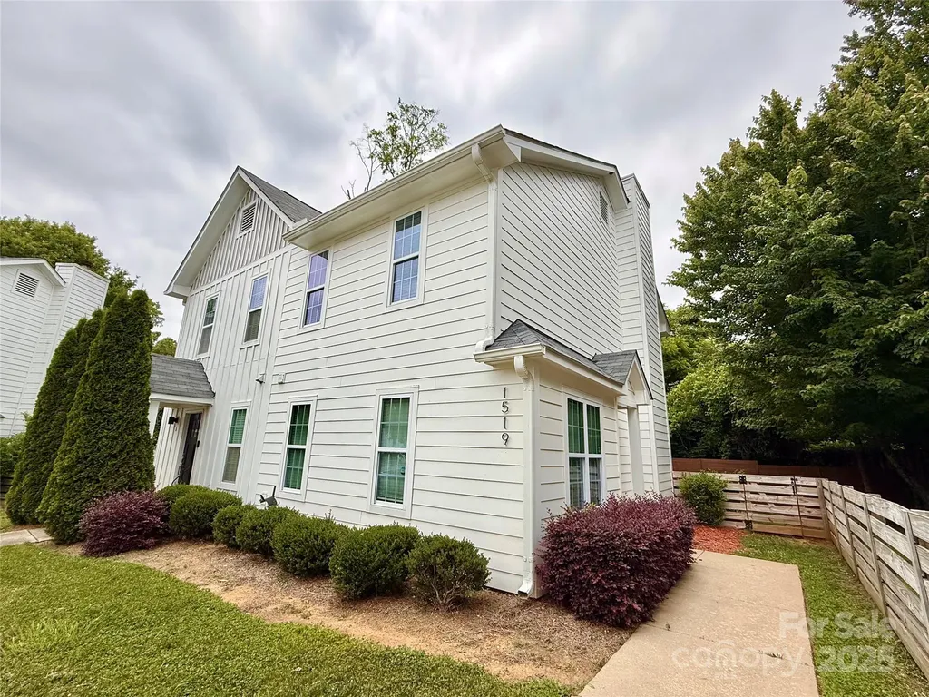 1519 Briar Creek Road Charlotte NC 28205