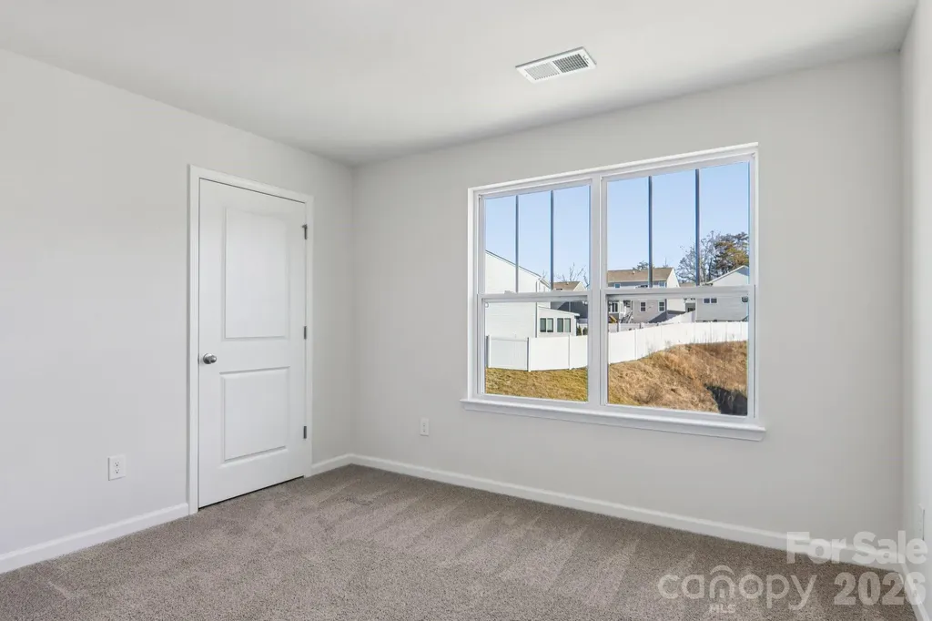 827 Adelston Lane Asheville NC 28804