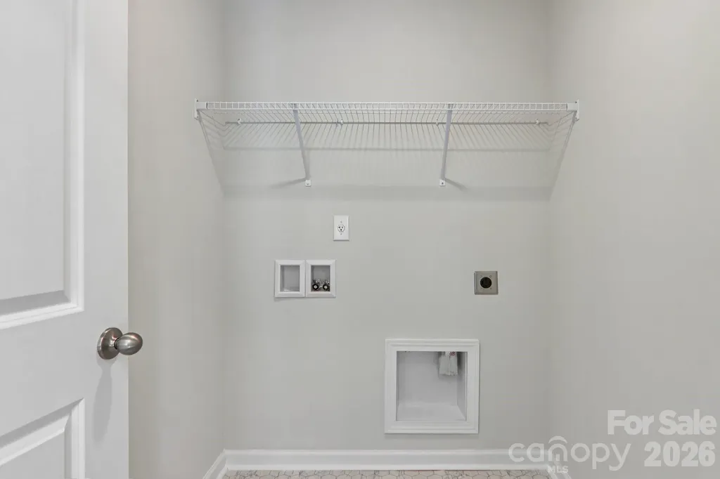 827 Adelston Lane Asheville NC 28804