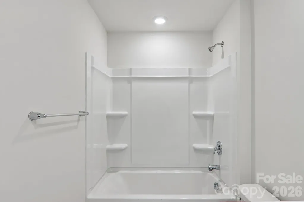 827 Adelston Lane Asheville NC 28804