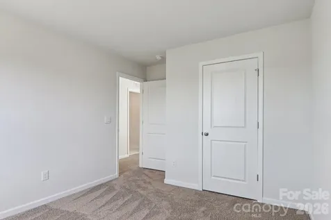 827 Adelston Lane Asheville NC 28804