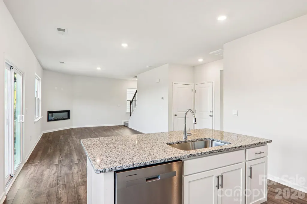 831 Adelston Lane Asheville NC 28804