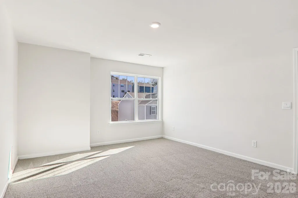 831 Adelston Lane Asheville NC 28804