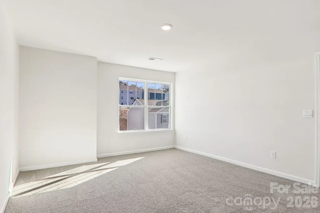 831 Adelston Lane Asheville NC 28804