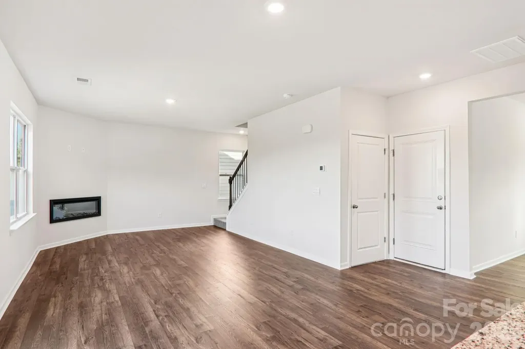 831 Adelston Lane Asheville NC 28804