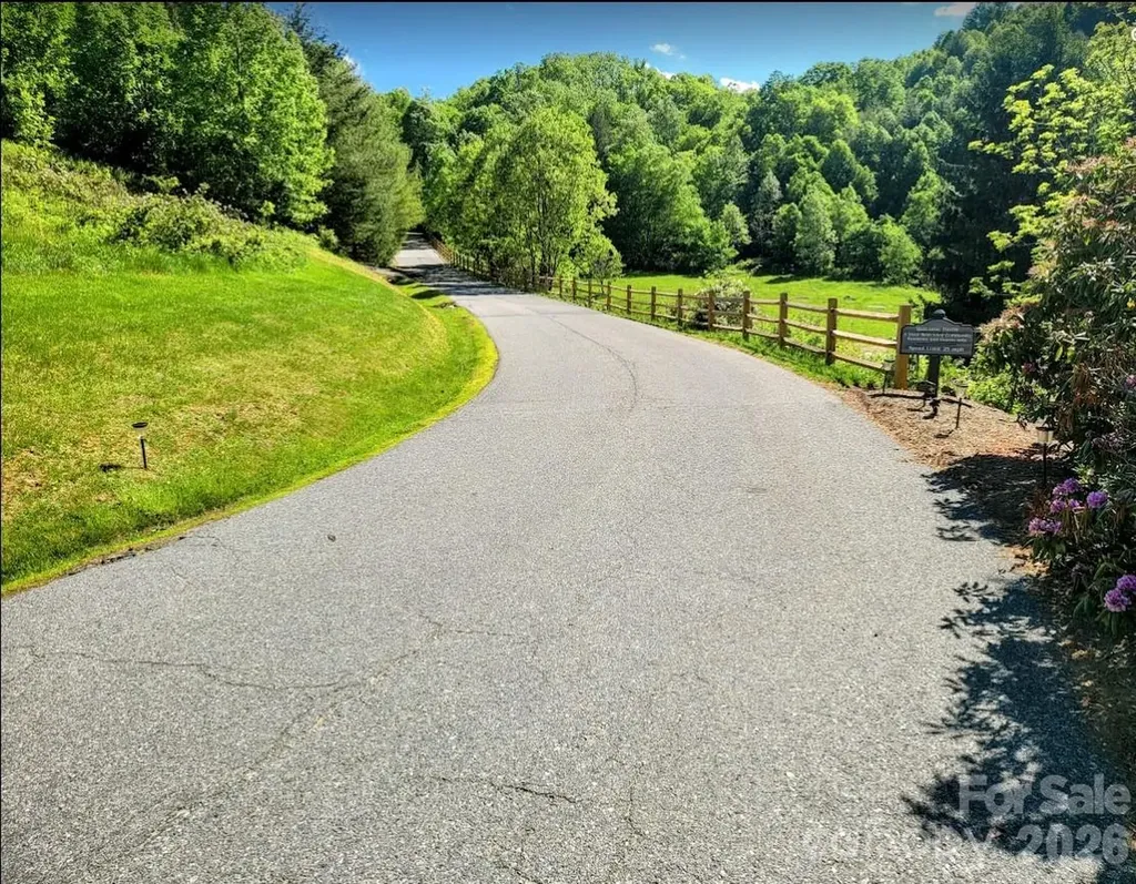 Tbd Lucky Leaf Lane Vilas NC 28692