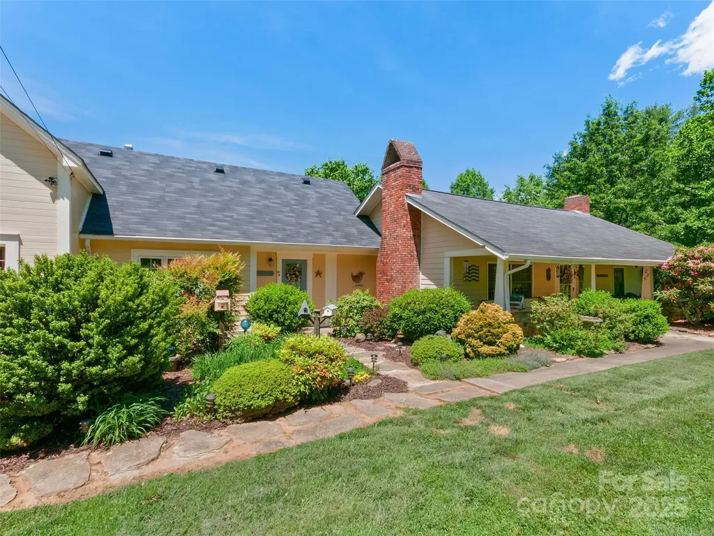 229 Crabtree Mountain Road Canton NC 28716