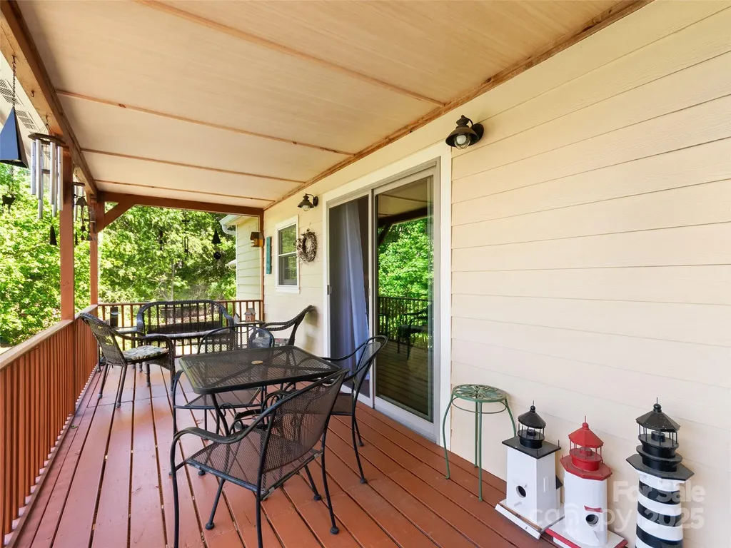 229 Crabtree Mountain Road Canton NC 28716