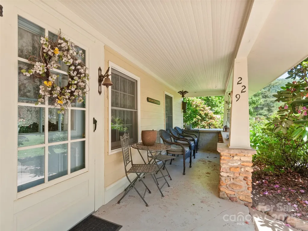 229 Crabtree Mountain Road Canton NC 28716