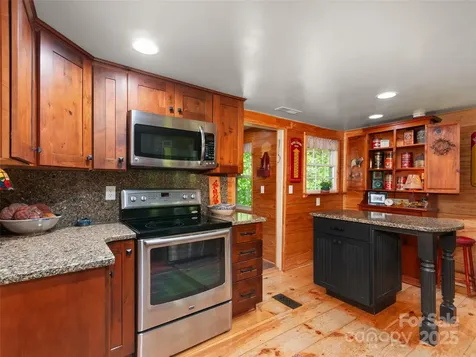 229 Crabtree Mountain Road Canton NC 28716