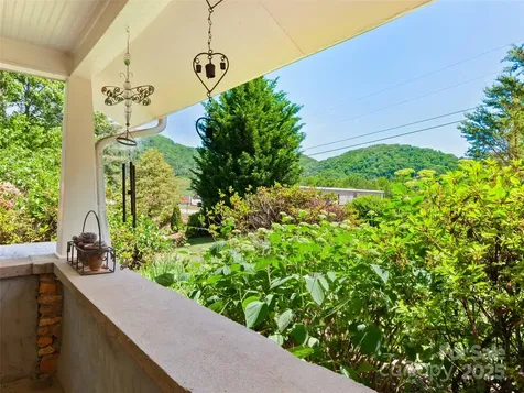 229 Crabtree Mountain Road Canton NC 28716