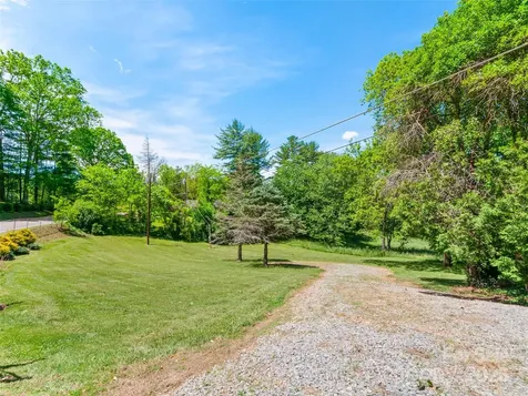 229 Crabtree Mountain Road Canton NC 28716