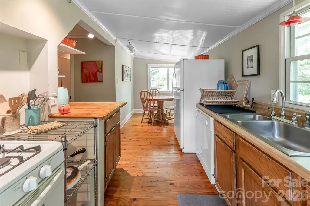 75 Cisco Road Asheville NC 28805