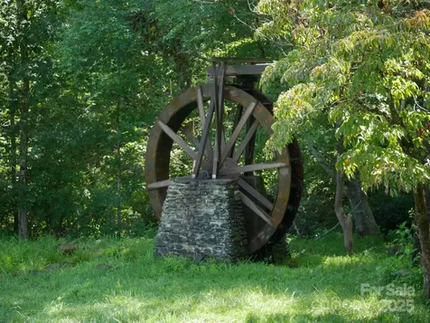 00 Deep Gap Road E Mill Spring NC 28756