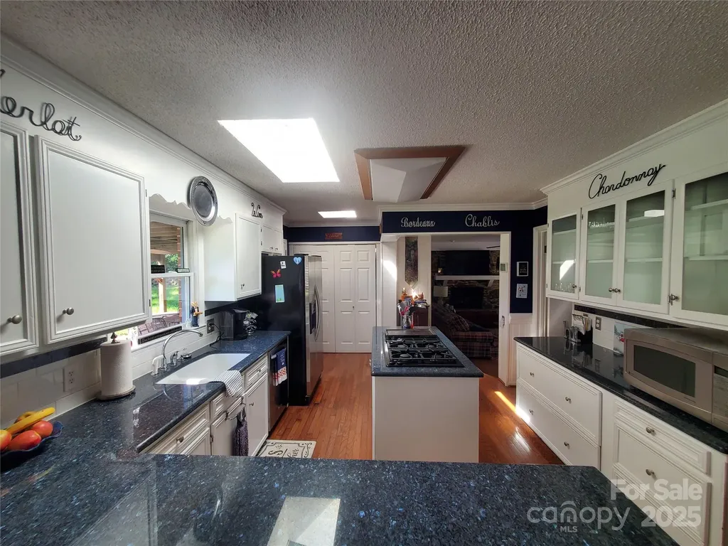 2104 Farmbrook Drive Statesville NC 28625