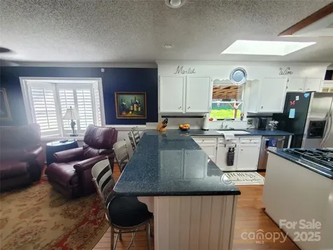 2104 Farmbrook Drive Statesville NC 28625