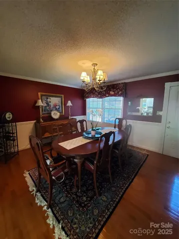2104 Farmbrook Drive Statesville NC 28625