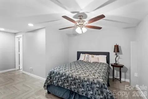 680 Fox Hollow Lane Salisbury NC 28146