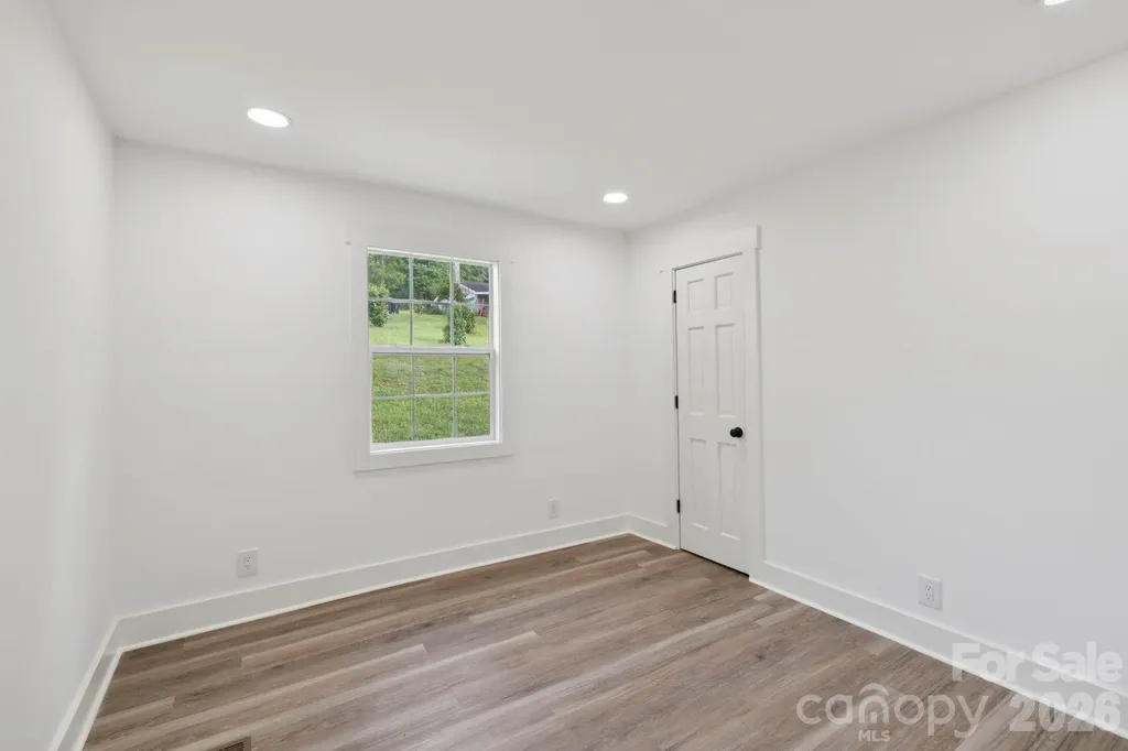 431 Pole Miller Extension Brevard NC 28712