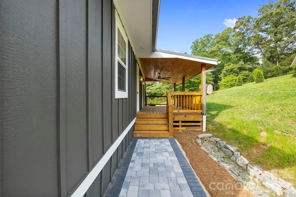 431 Pole Miller Extension Brevard NC 28712